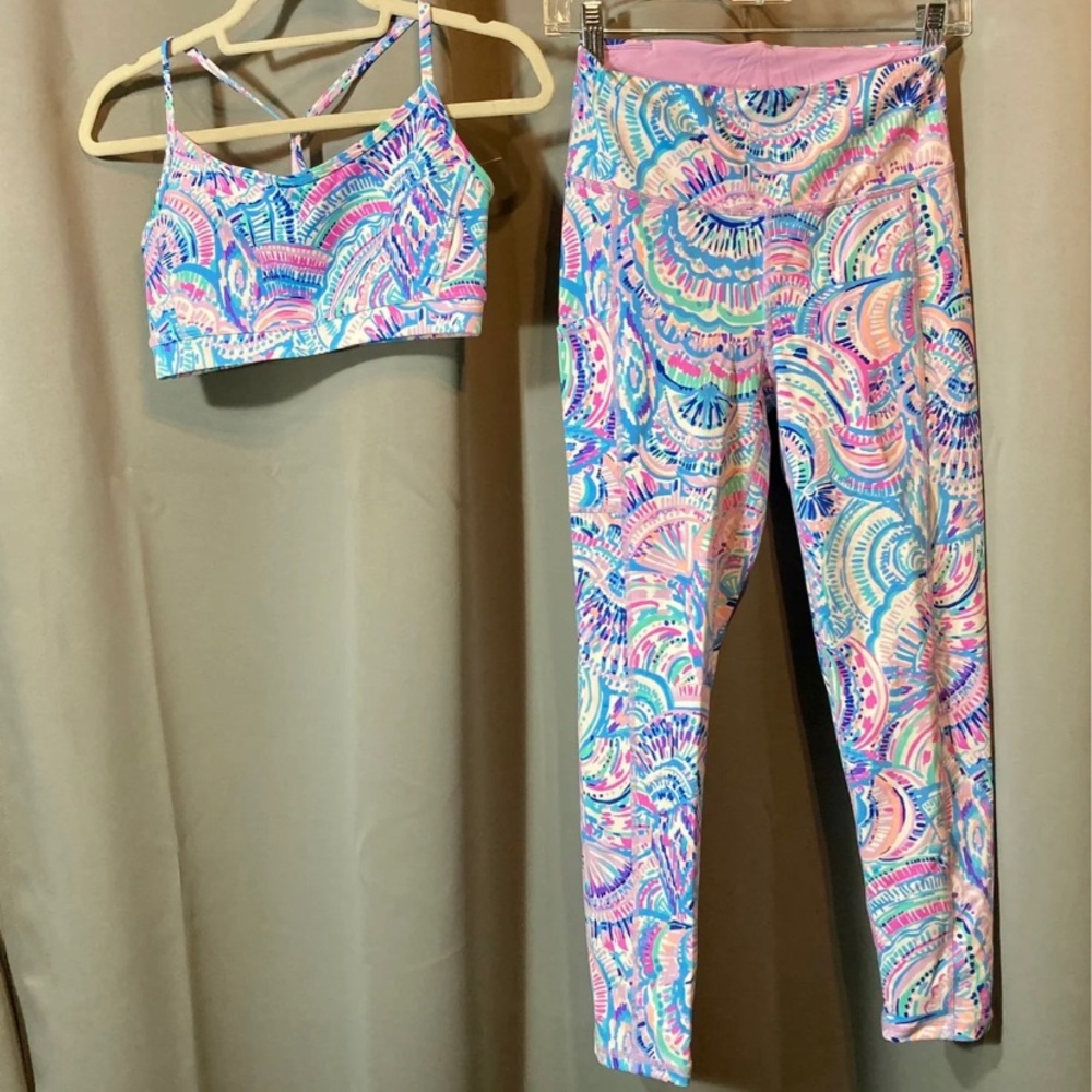 NWOT Lilly Pulitzer Weekender Leggings (S) and luxetic sports bra (S)